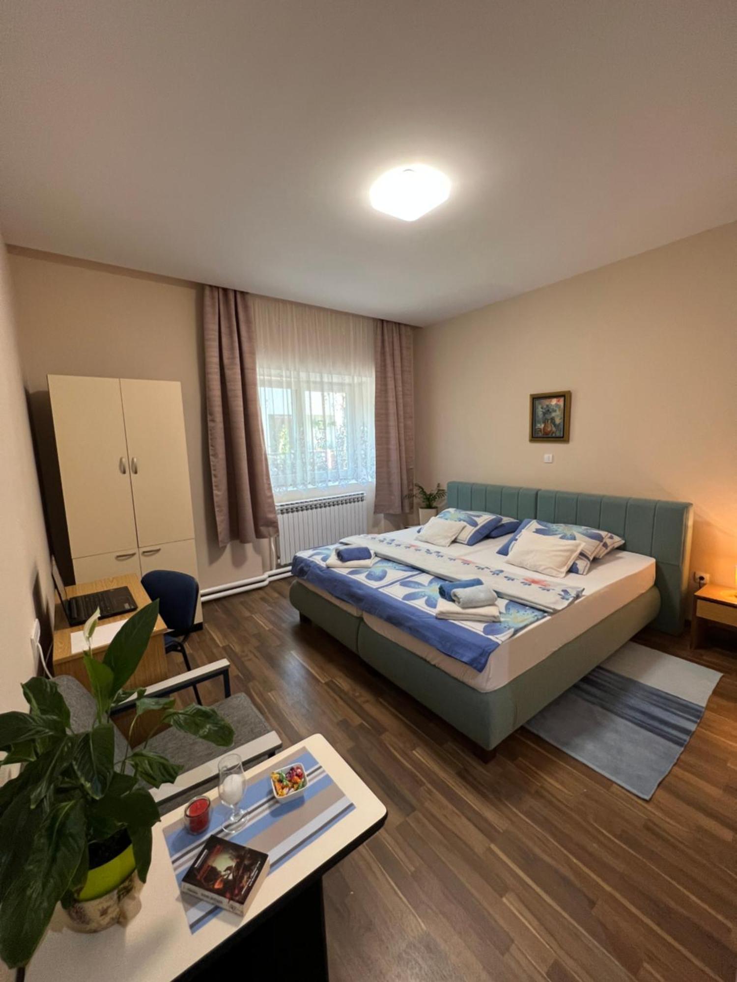 Bezdan Guesthouse Luaran gambar